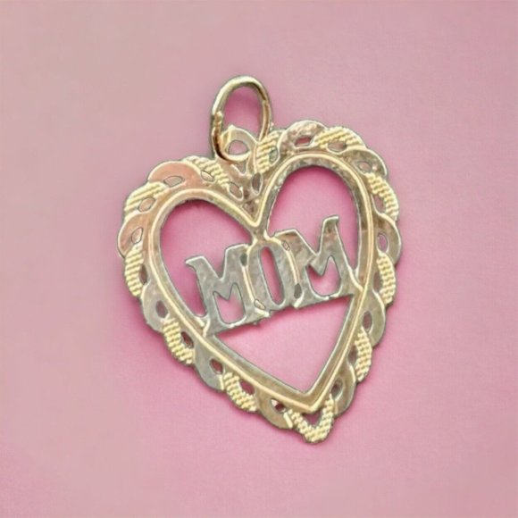 14K SOLID Yellow Gold Pendant Charm Diamond Cut Mom Mommy Mama Mother Christmas - Picture 1 of 3